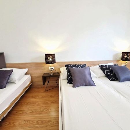 Apartments Gavran Baška Voda Rum bild