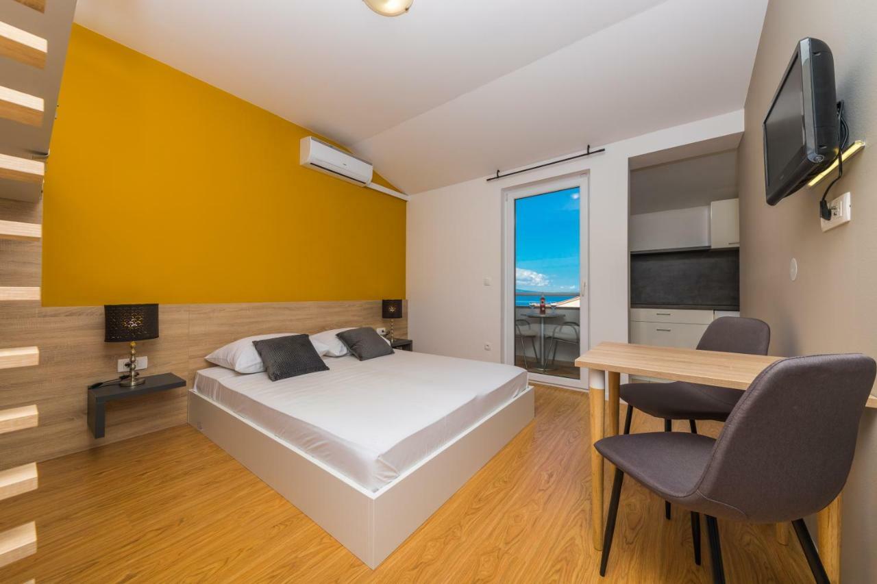 Apartments Gavran Baška Voda Exteriör bild