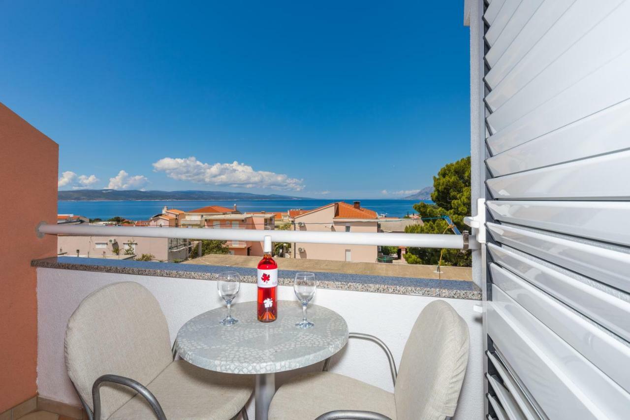 Apartments Gavran Baška Voda Exteriör bild