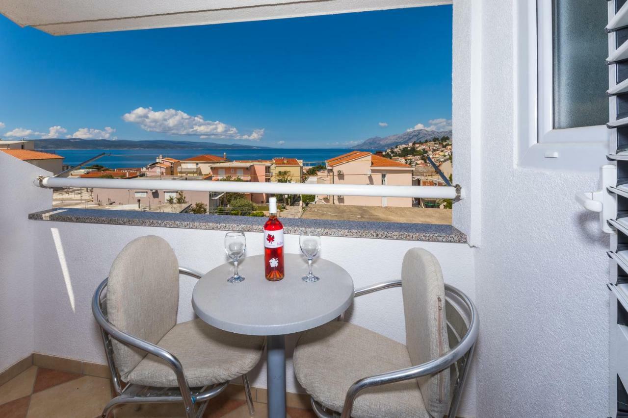 Apartments Gavran Baška Voda Exteriör bild