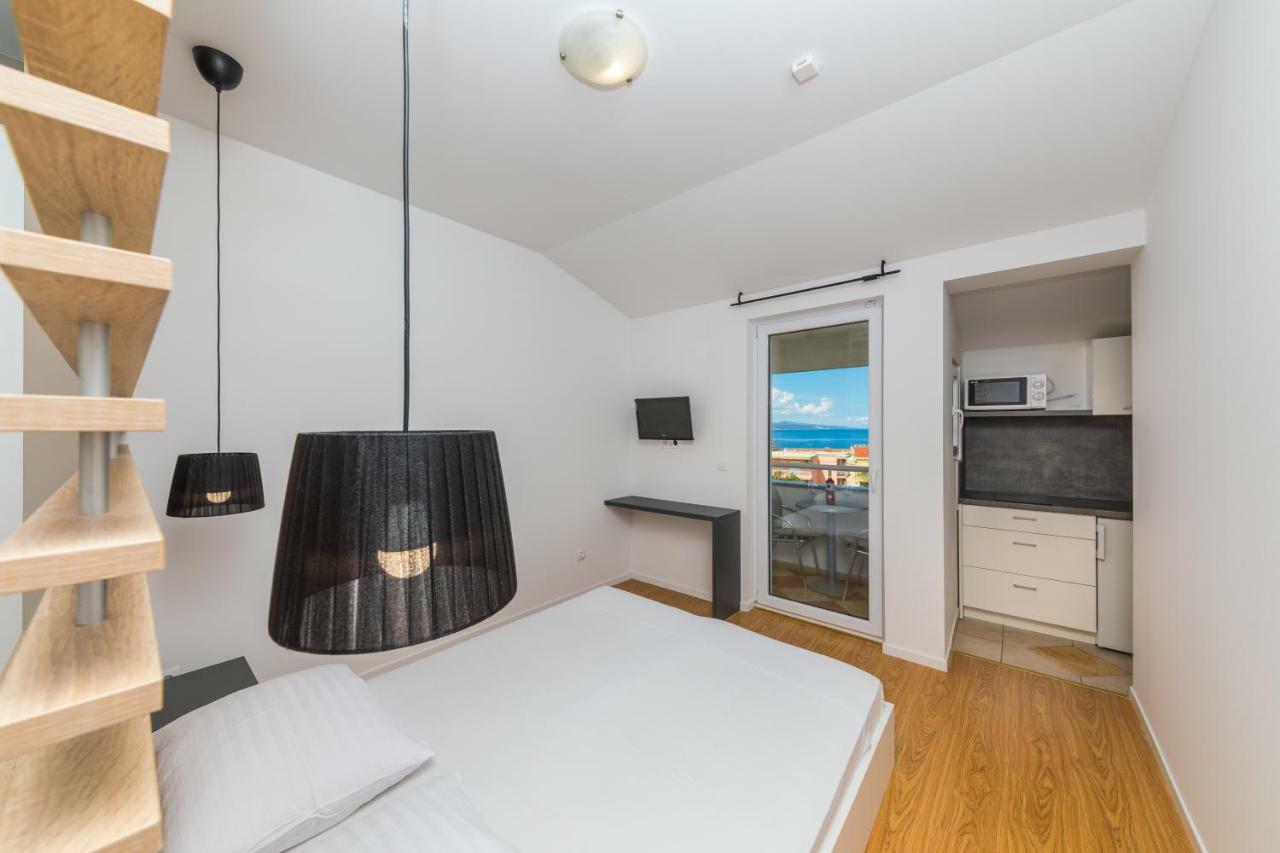 Apartments Gavran Baška Voda Exteriör bild