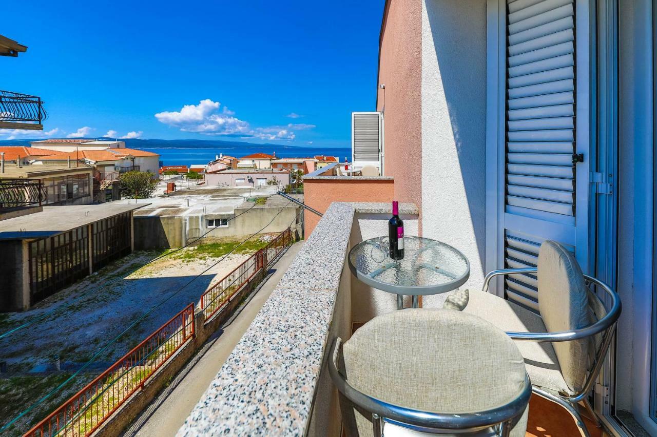 Apartments Gavran Baška Voda Exteriör bild